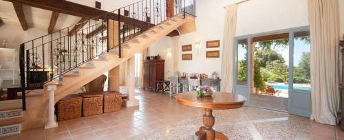 Cala Figuera Villa Sleeps 10 Pool Air Con Wifi