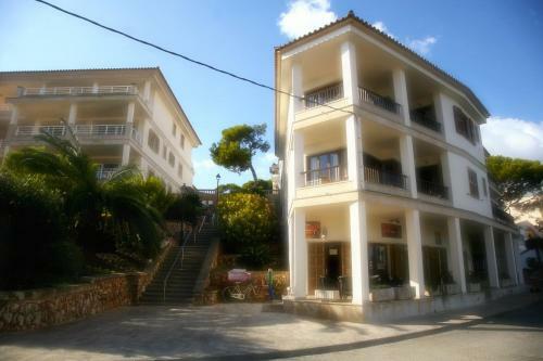 Apartamentos Cala Figuera