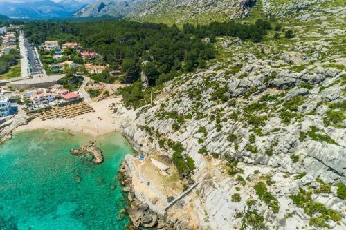 Cala San Vicente Apartment Sleeps 6 Air Con Wifi