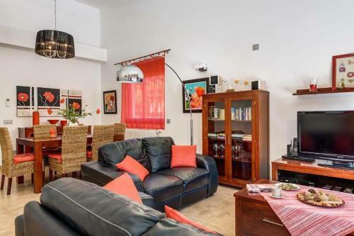 Cala San Vicente Villa Sleeps 10 Pool Air Con Wifi