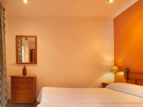Apartment Els Pins III - 2 Dom Ap N� 13
