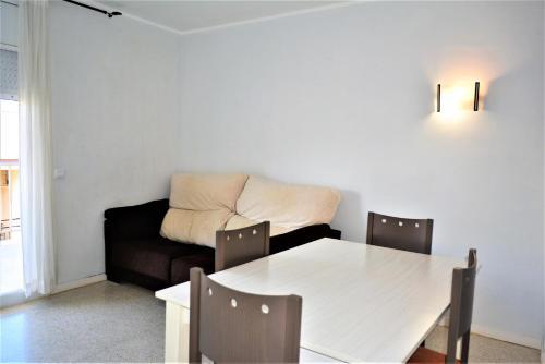 Apartamento Villa Service - Azor