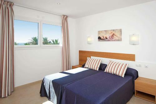 Cala En Bosch Villa Sleeps 8 Air Con Wifi