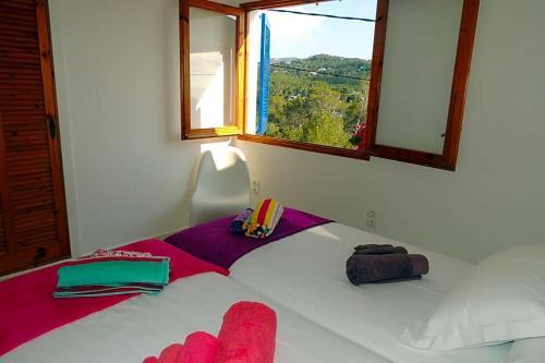 Cala Vadella Villa Sleeps 7 Pool Air Con Wifi