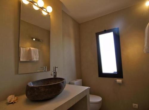 Cala Tarida Villa Sleeps 8 Pool Air Con Wifi