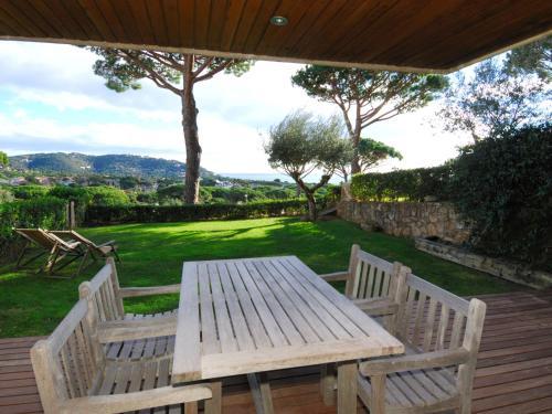 Mediterraneo Classy Apartment, Private Garden
