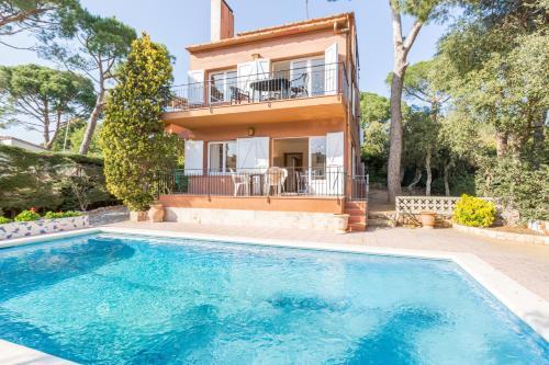 Calella de Palafrugell Apartment Sleeps 6 T223570