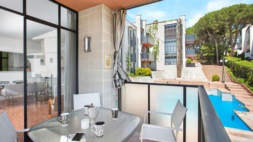 Calella De Palafrugell Apartment Sleeps 8