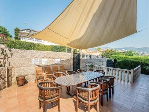 Seven-bedroom Holiday Home In Alella