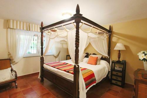 Villa Ramirez