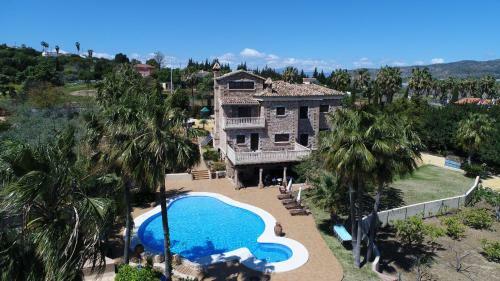 Villa Dos Reyes