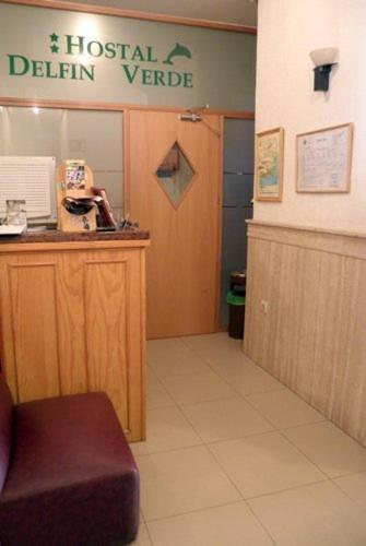 Hostal Delfin Verde