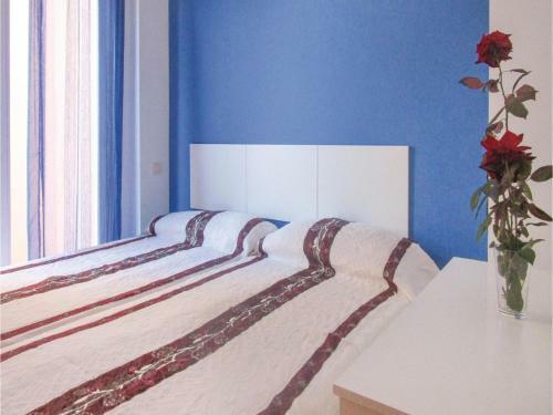 Five-bedroom Holiday Home In Almunecar