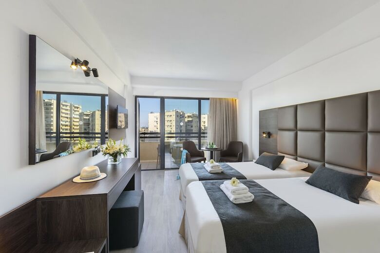 Hotel Kapetanios Odyssia