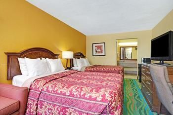 Hotel Days Inn Norfolk- Military Circle
