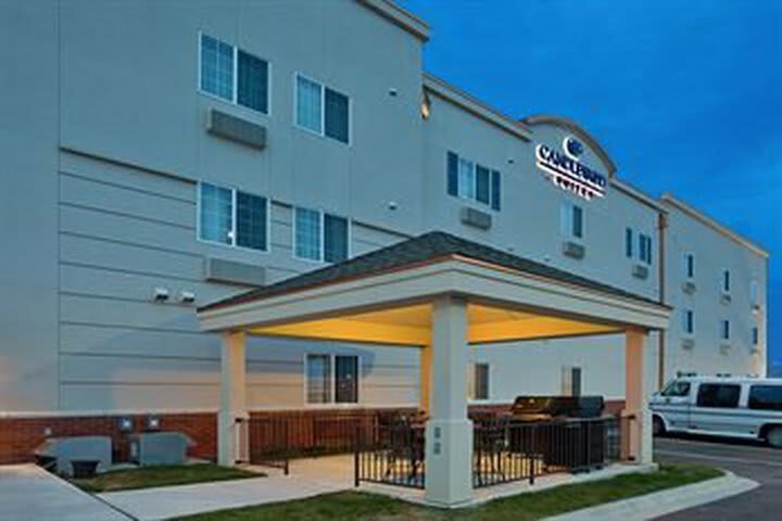 Hotel Candlewood Suites