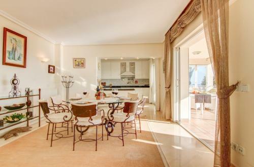 Villa Loto