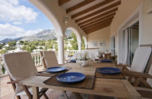 Altea Villa Sleeps 6 Pool Air Con Wifi