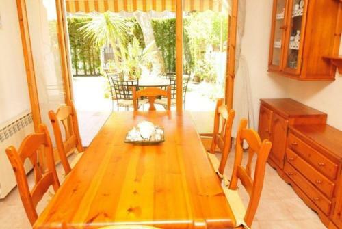 Arenys De Mar Villa Sleeps 8 Pool