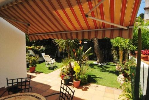 Arenys De Mar Villa Sleeps 8 Pool