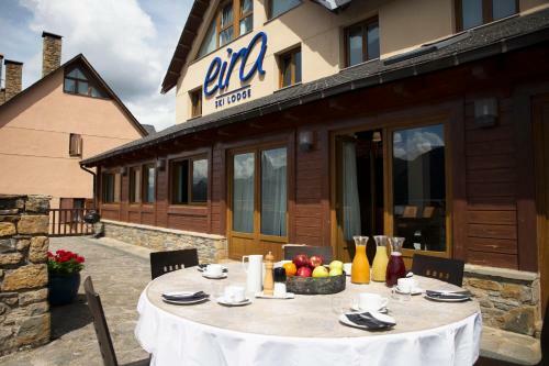 Hotel Eira Ski Lodge
