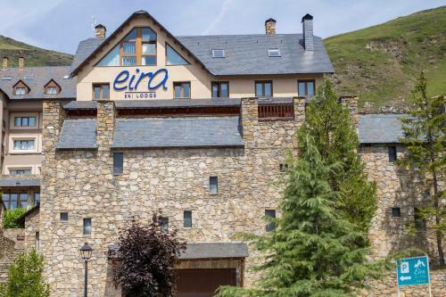 Hotel Eira Ski Lodge