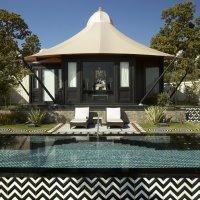 Hotel Leela Kempinski (lake View)