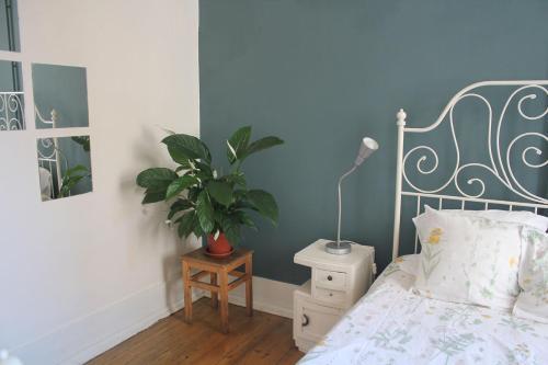 Hostal Jardim De Santos Hostel