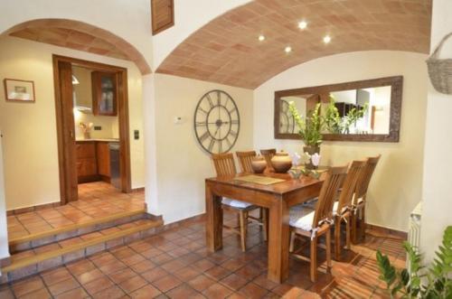 Begur Villa Sleeps 5 Pool Wifi
