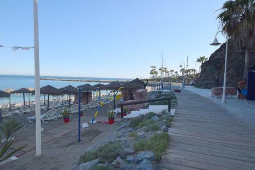 Fantastic Two Bedroom Apartment With Seaviews!!!