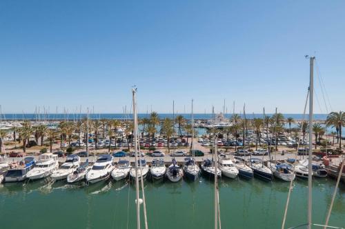 Apartamento Benalmadena Harbour 2br W/ Rooftop Pool
