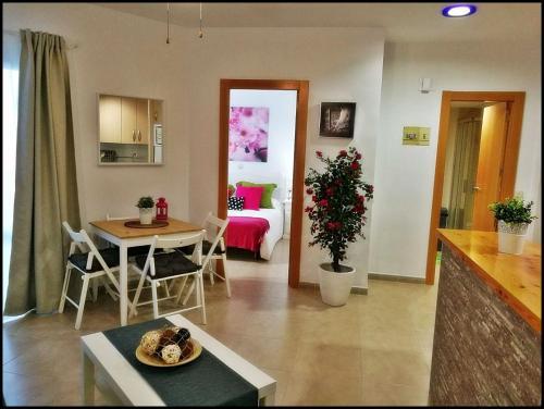 Benalmadena 1-bedroom Apartment With Pools