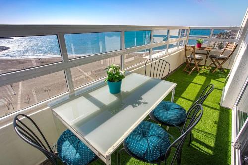 Apartamento Panoramic Seaview Puerto Marina