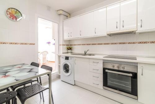 Apartamento Tim�n III Recently Reformed 3bdr Apt