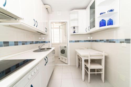 Apartamento Tim�n II Recently Reformed 3bdr Apt