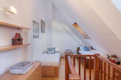 Apartamento Tor�n By Totiaran