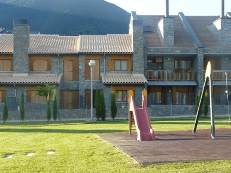 Apartamentos El Rinc�n De Biescas 3000