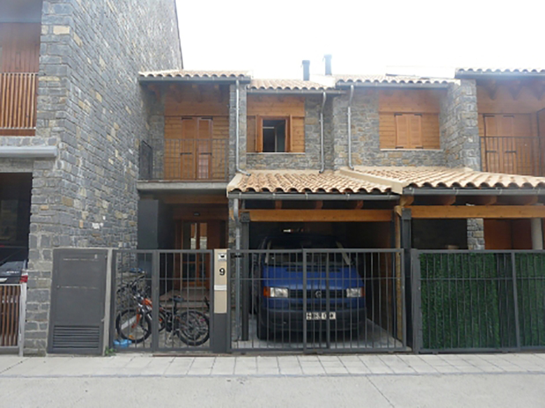 Apartamentos El Rinc�n De Biescas 3000