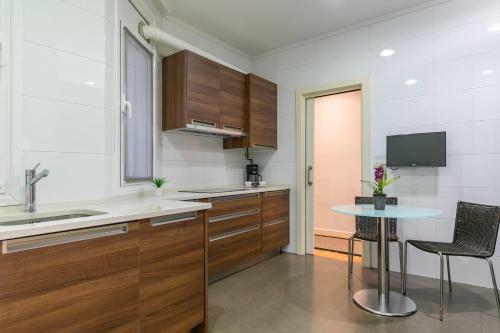 Apartamento Gran Via 1.2 By Forever Rentals