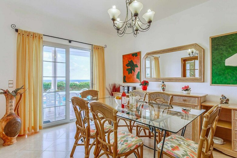 Villa Maricel