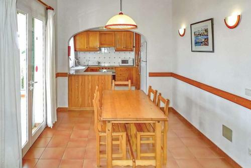 Binissafuller Villa Sleeps 6 Air Con Wifi