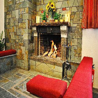 Hotel Arahova Inn