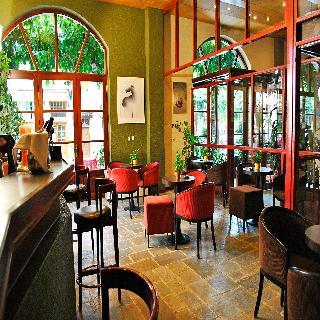 Hotel Arahova Inn