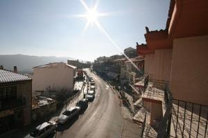 Hotel Arahova Inn