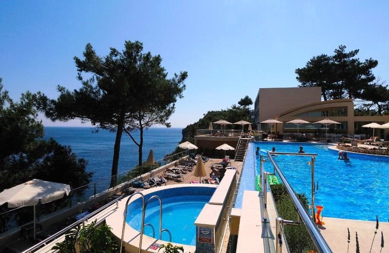 Hotel Akrotiri Beach