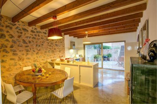 Buger Villa Sleeps 10
