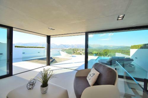 049 Buger Luxury Village House