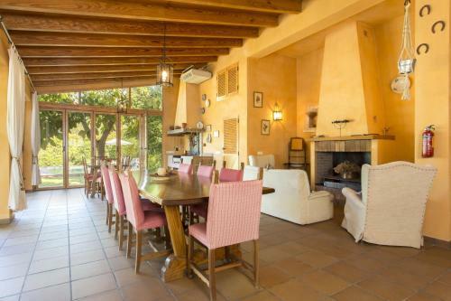 Villa Es Castellet De Bu�ola