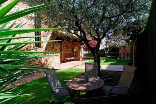 Cabrils Villa Sleeps 8 Pool Wifi