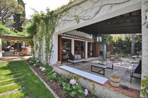 Villa Homeholidaysrentals Darien